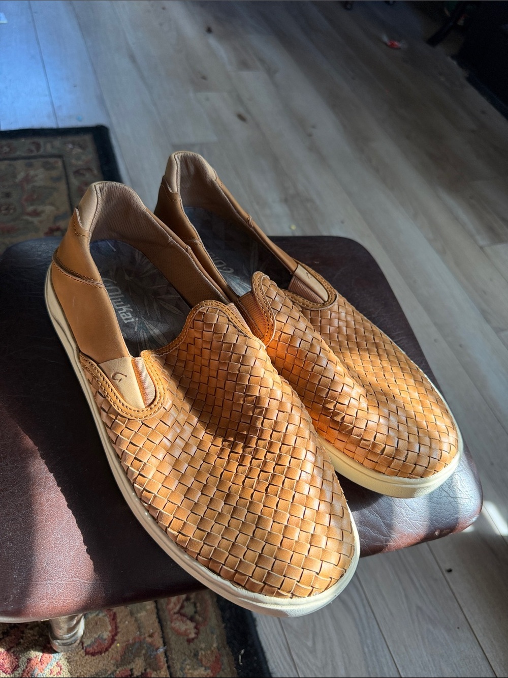OluKai Men’s Woven leather Slip-On Sneakers - Cognac - Picture 4 of 12